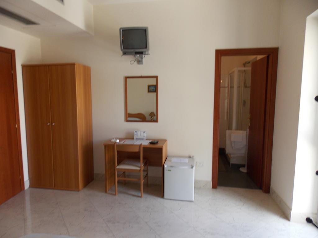 Albergo Roma Матера Номер фото