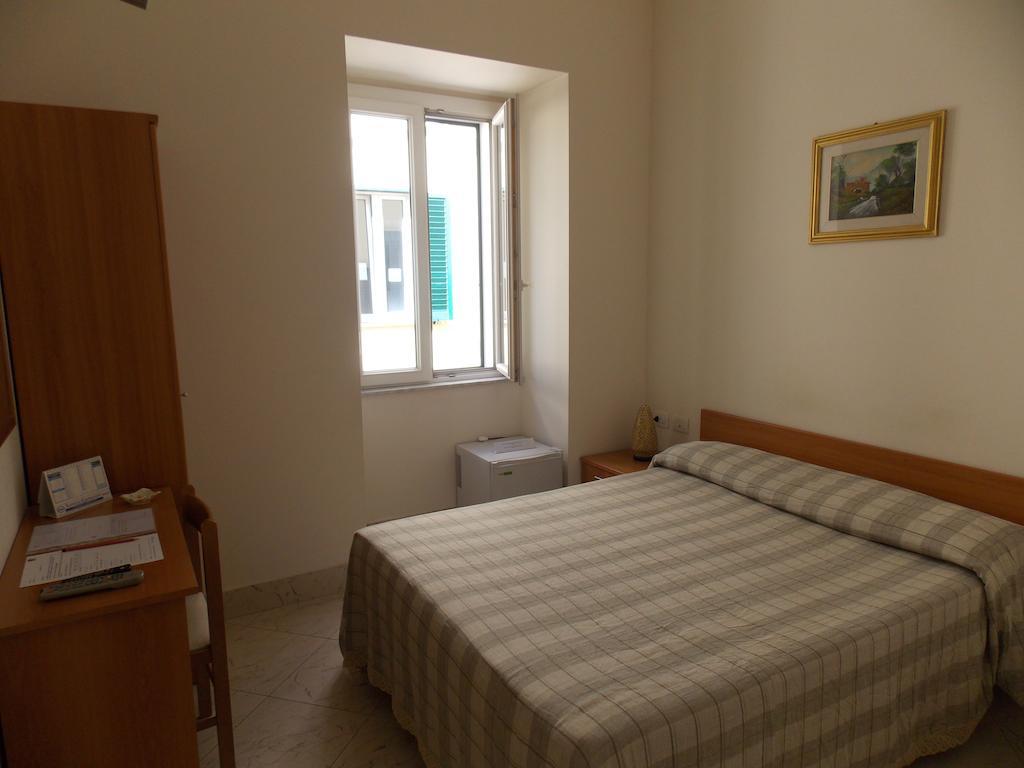 Albergo Roma Матера Екстер'єр фото